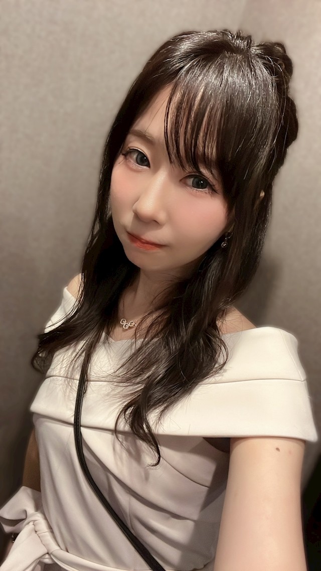 鳥谷 ひなプロフィール写真2
